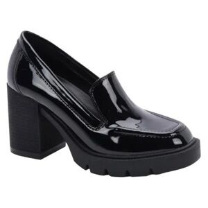 Blondo Josie Patent Leather Heeled Loafer Black Size 7